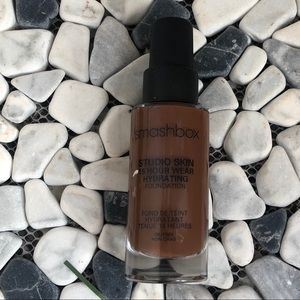 SMASHBOX SKIN 15 HOUR WEAR HYDRATING FOUNDATION